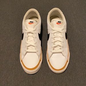 Nike court classics Sz 11.5